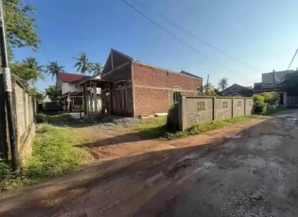 Tanah luas 468.M.plus rumah 3 unit gp batoh 100.M.dari jln 2 jalur