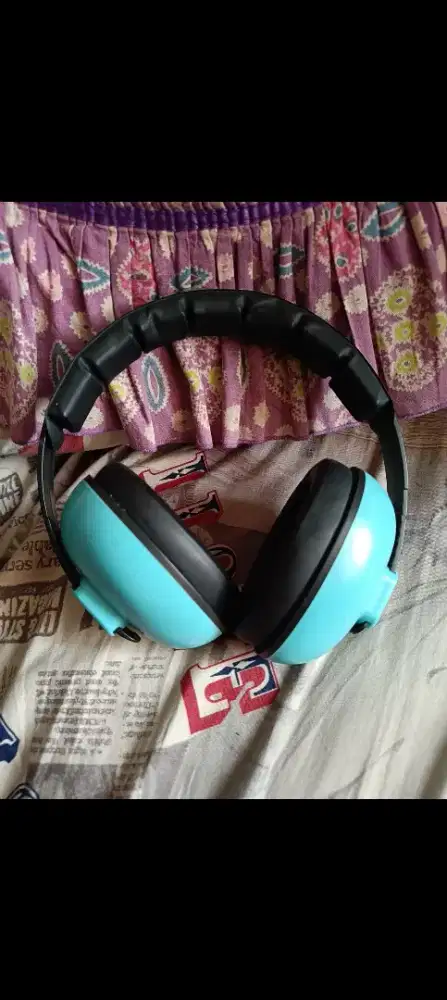 Dijual Ear muff untuk penutup telinga Bayi merk ternama Scoora.