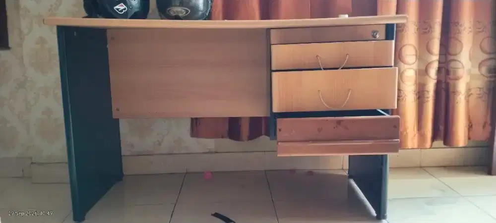 Djual Meja kantor