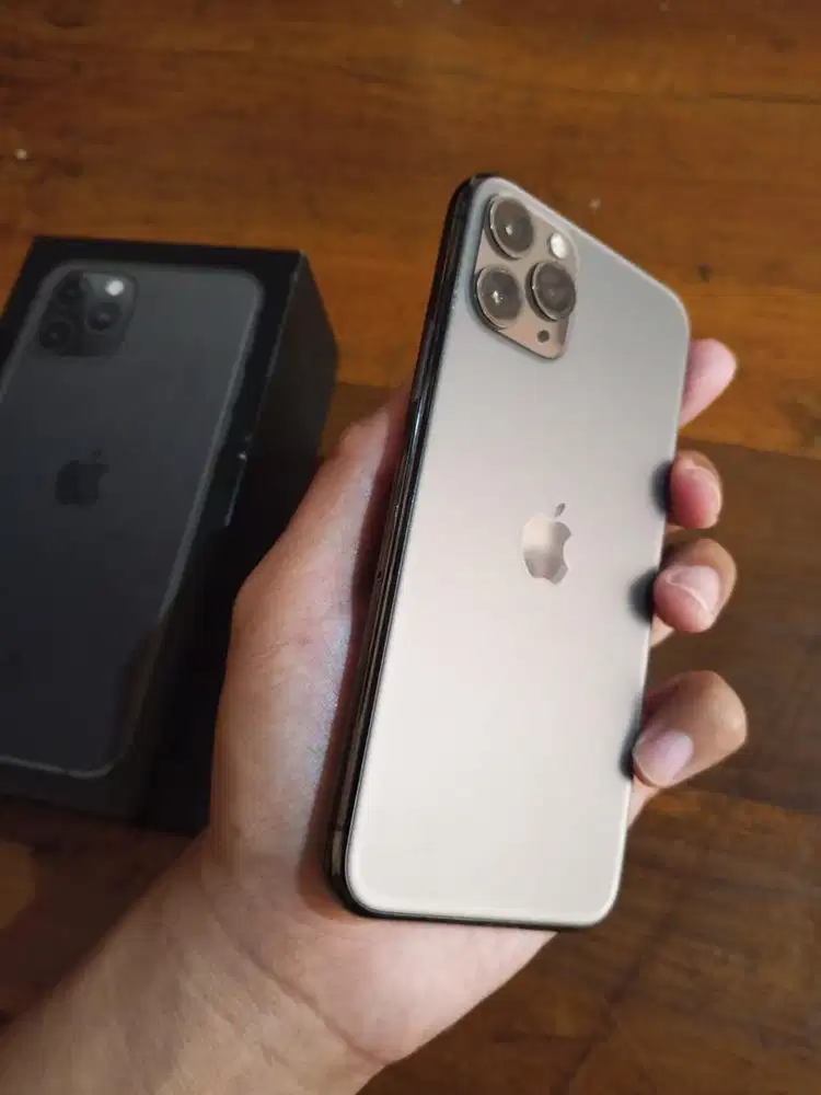 iPhone 11 Pro 64GB Garansi Ex Inter All Operator Battery Health 79%