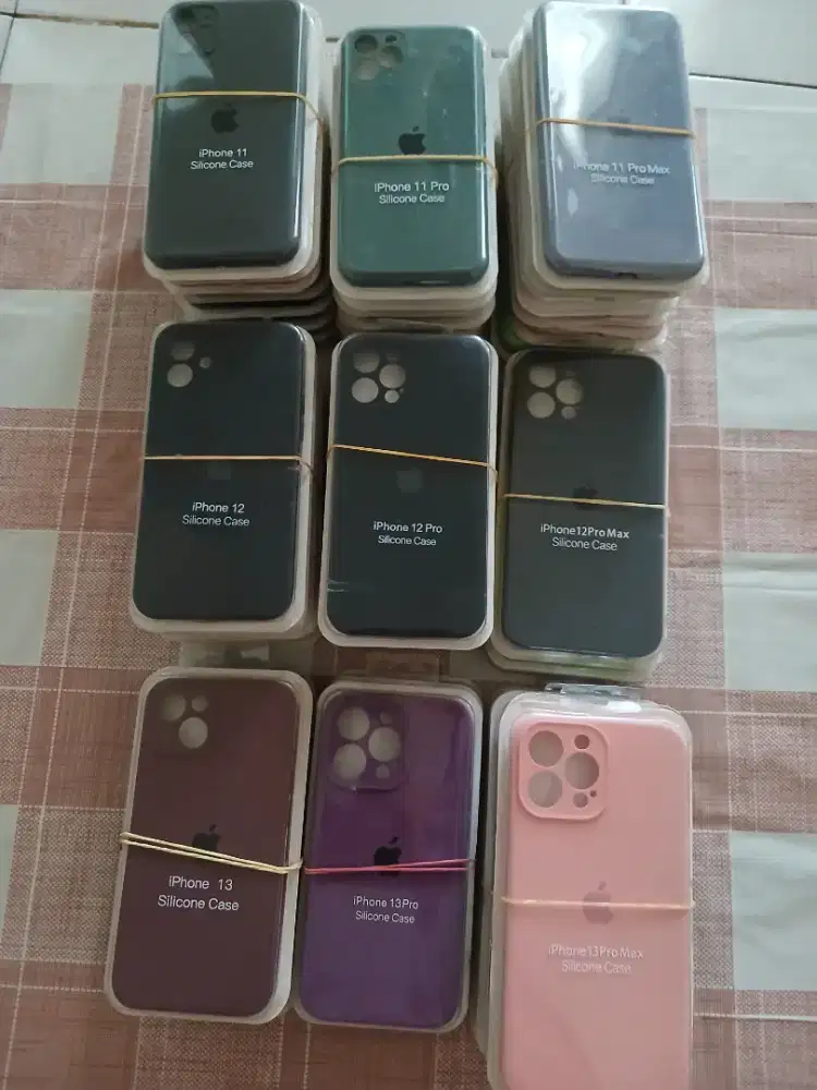 Dijual (borongan / semuanya) Softcase Baru iPhone 11, 12, & 13 Series