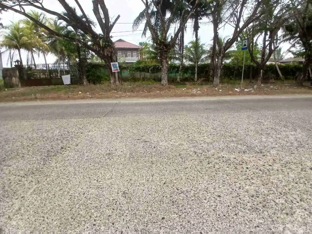 Jual Tanah 4 Hektar di Kab.Sorong Jln.Mariat Pantai Depan Pasar Induk