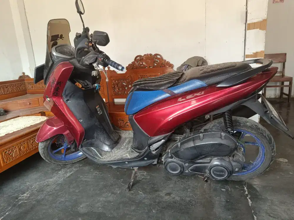 Jual motor yamaha Lexi 2019 plat B jakarta