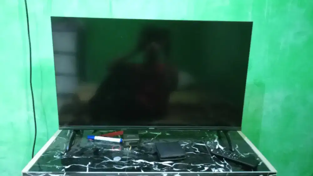 TV 32 INC + Meja
