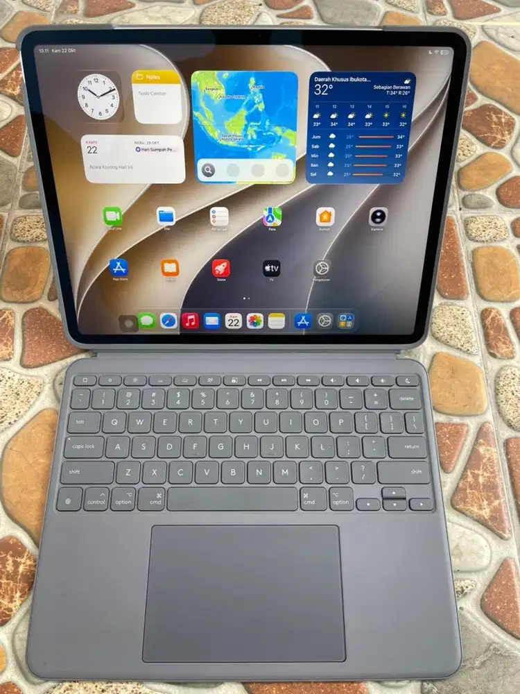 iPad Air M3 13inch 128gb & Keyboard Combo Touch