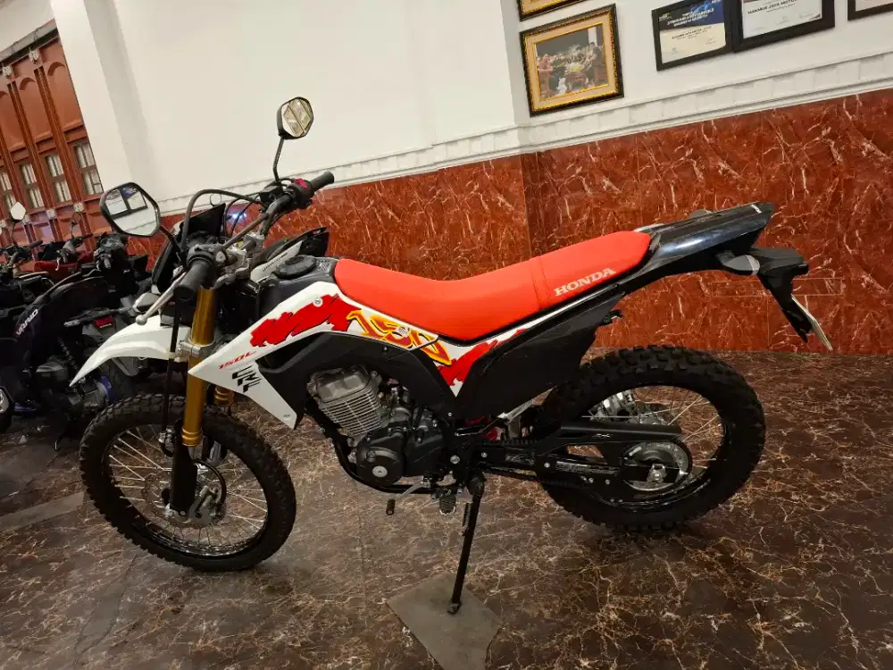 HUB CE KOM DP PROMO CRF 150 2026 BISA COD SE JABODETABEK MOTOR GRES