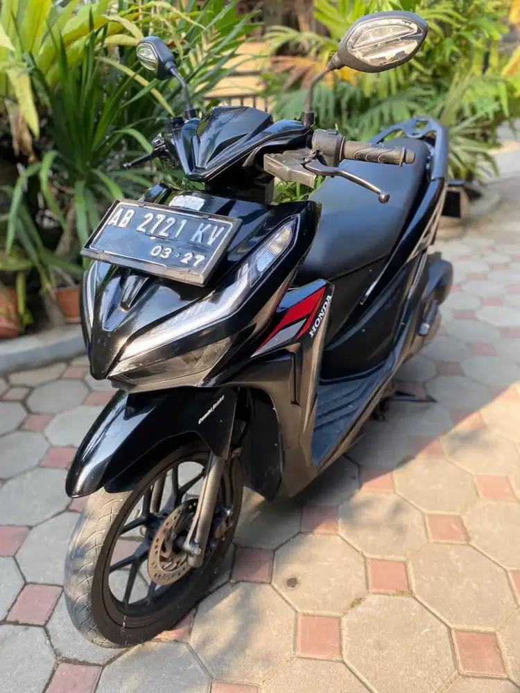 honda vario 125 th 2020 kredit motor murah dp 0