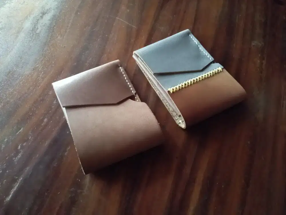 Dompet lipat ( Bifold wallet) , ready 2 warna ( brown & blue )
