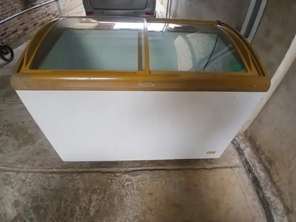 Freezer 330 Liter