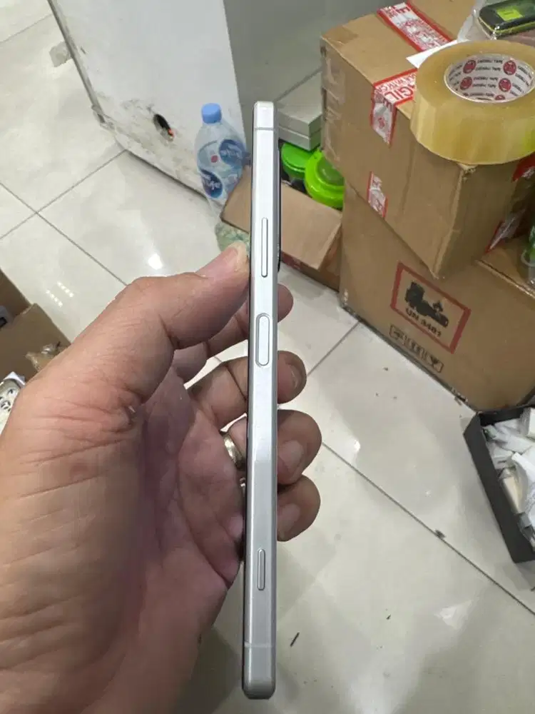 Iphone 17 pro max 256gb bekas ibox