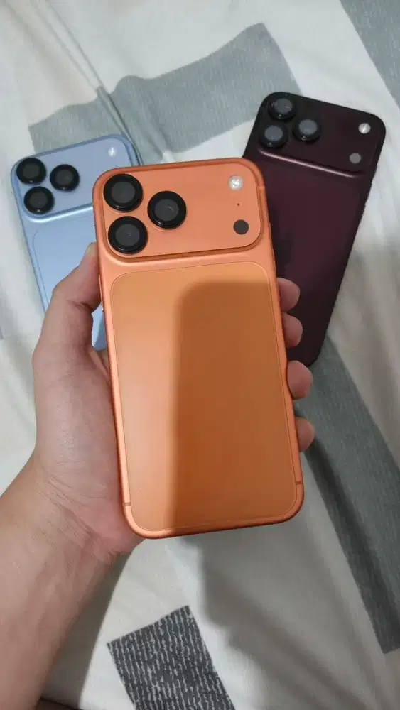 IPHONE 17 PROMAX ORANGE