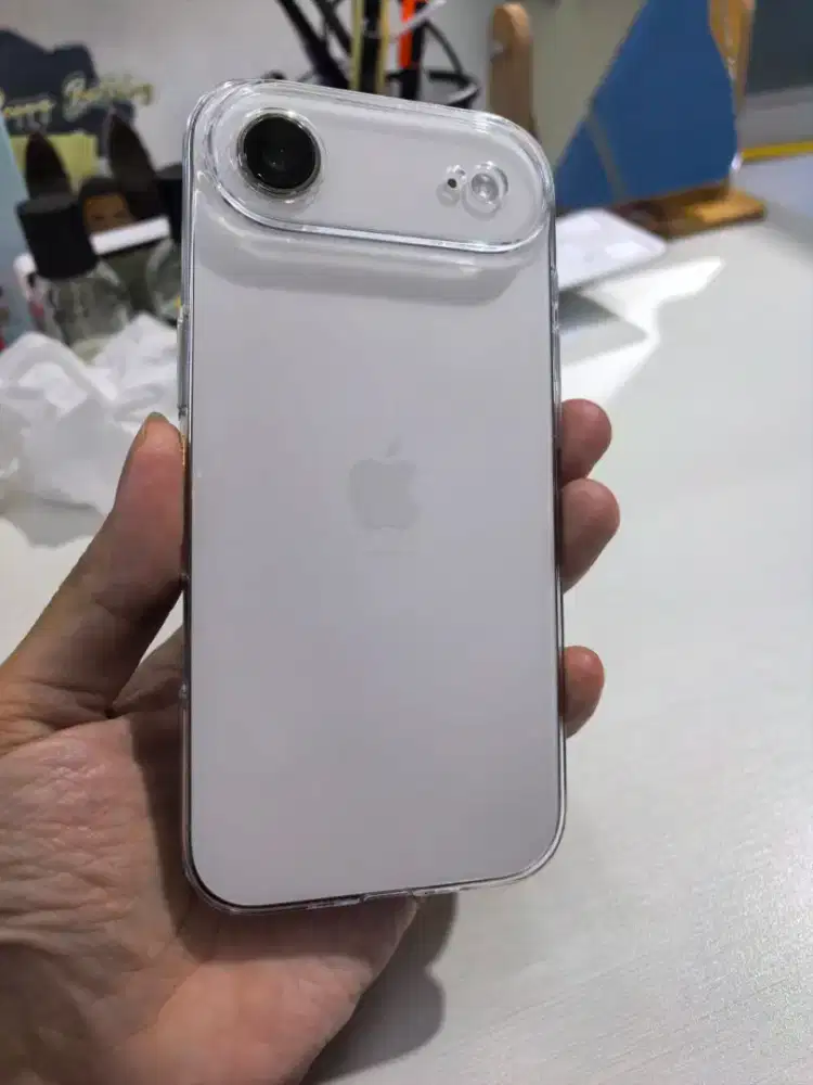 Apple Iphone 17 air 256 light gold