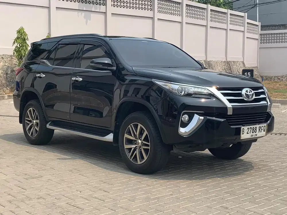 [TDP 15jt] Toyota Fortuner VRZ 2.4 Diesel AT 2019 Pajak Panjang