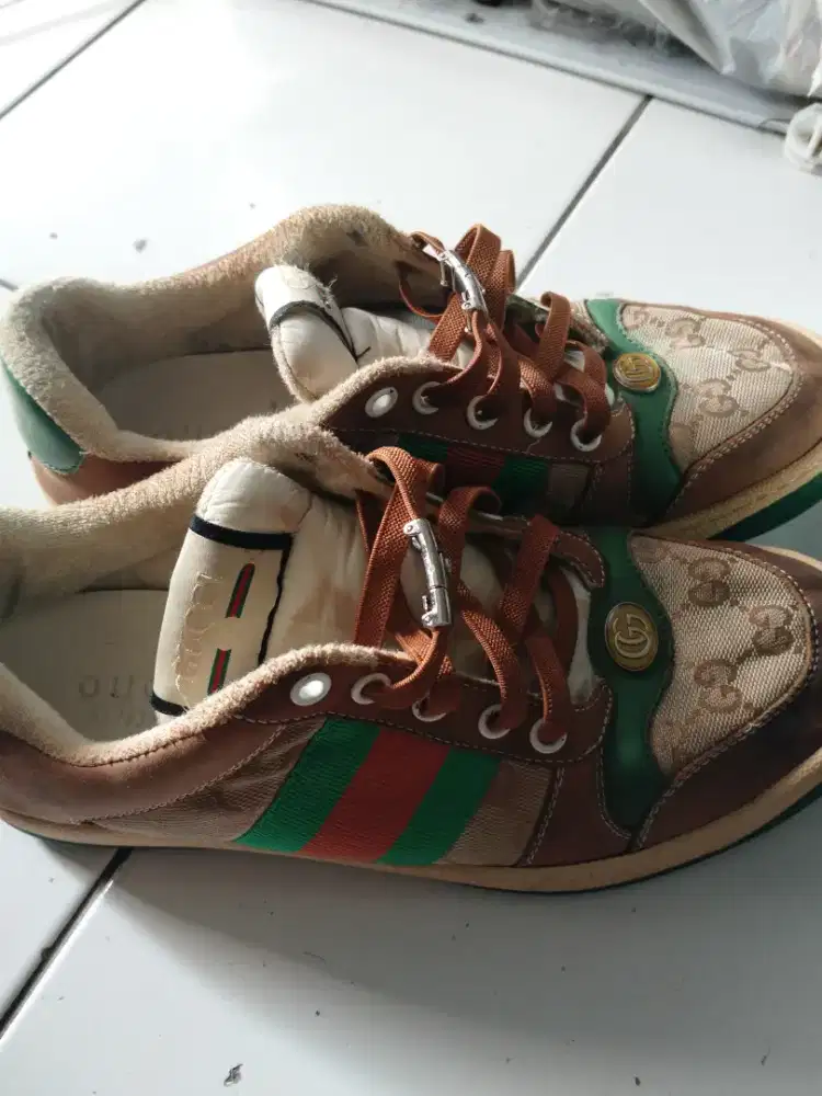 Sepatu Gucci size 40