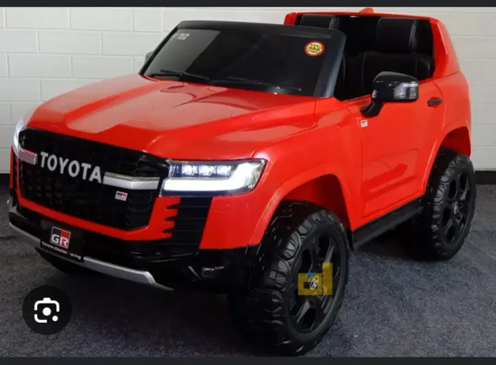 MOBIL AKI REMOTE ANAK BAN KARET LAND CRUISER