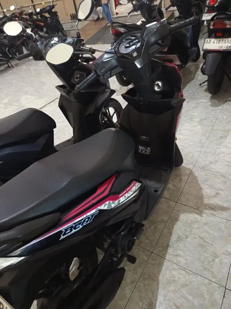 Di jual honda beat 2017