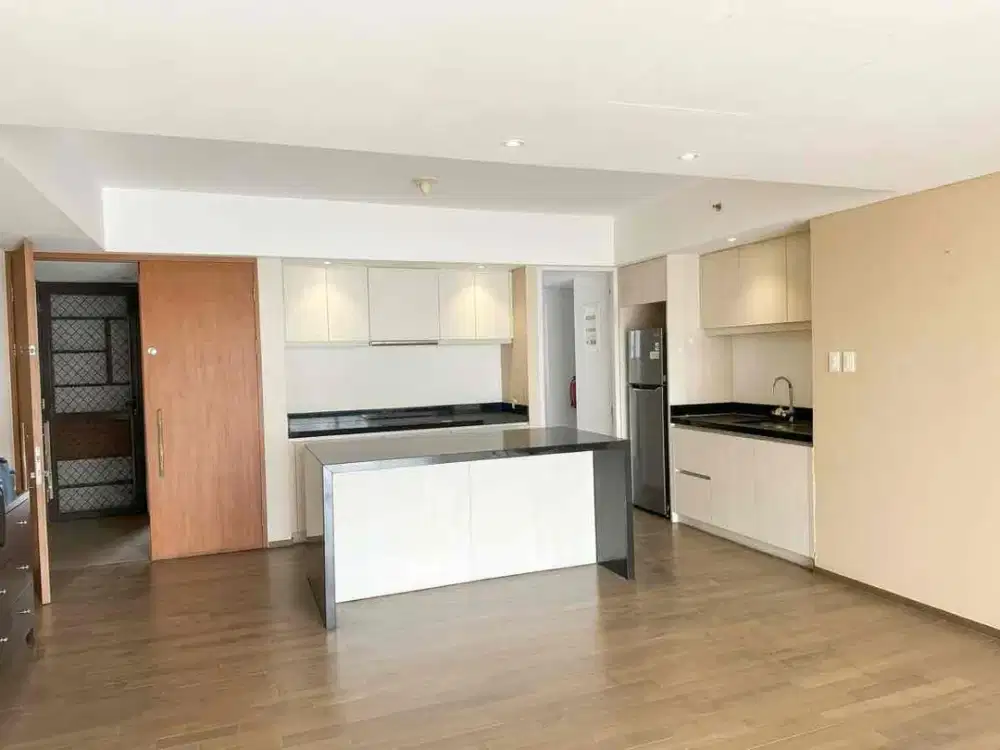 Apartemen Verde Kuningan 2Br View Pool Bernuansa Tropis