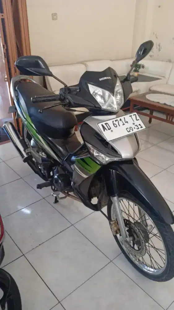 Honda supra x 125 ncw 2011