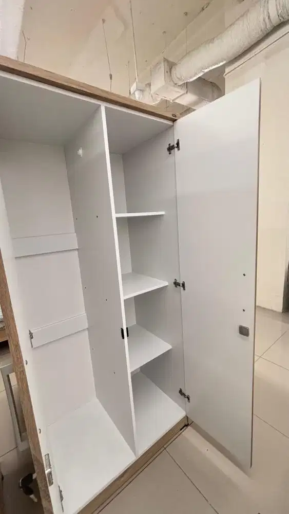 lemari pakaian ciara