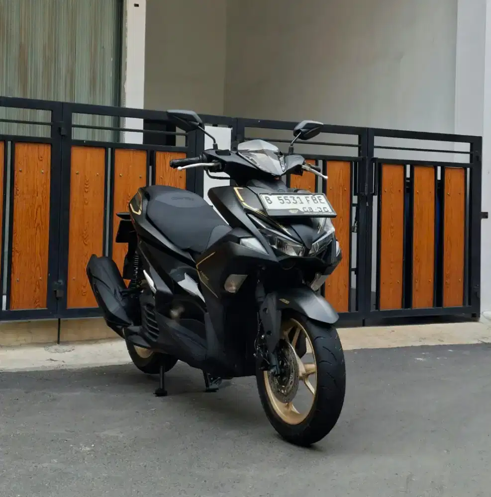 Yamaha Aerox S ABS Keyless MULUSSS Pajak Hidup Panjang