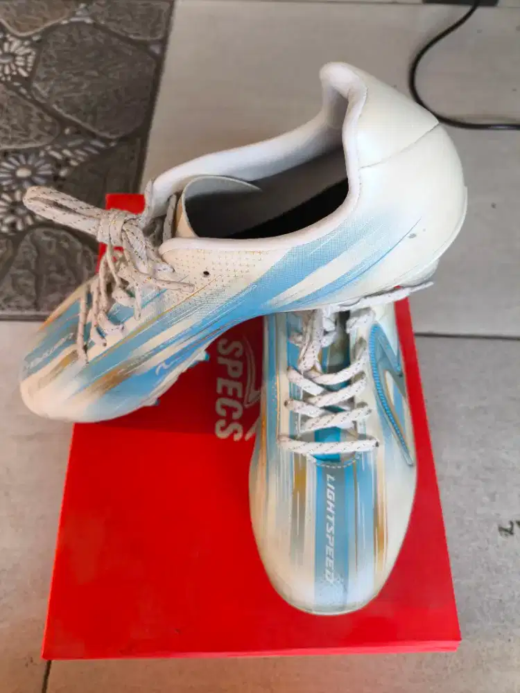 Sepatu bola Specs Lighspeed Reborn Meta XR FG Size 41