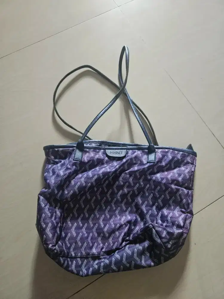 Tas ungu murce ada def