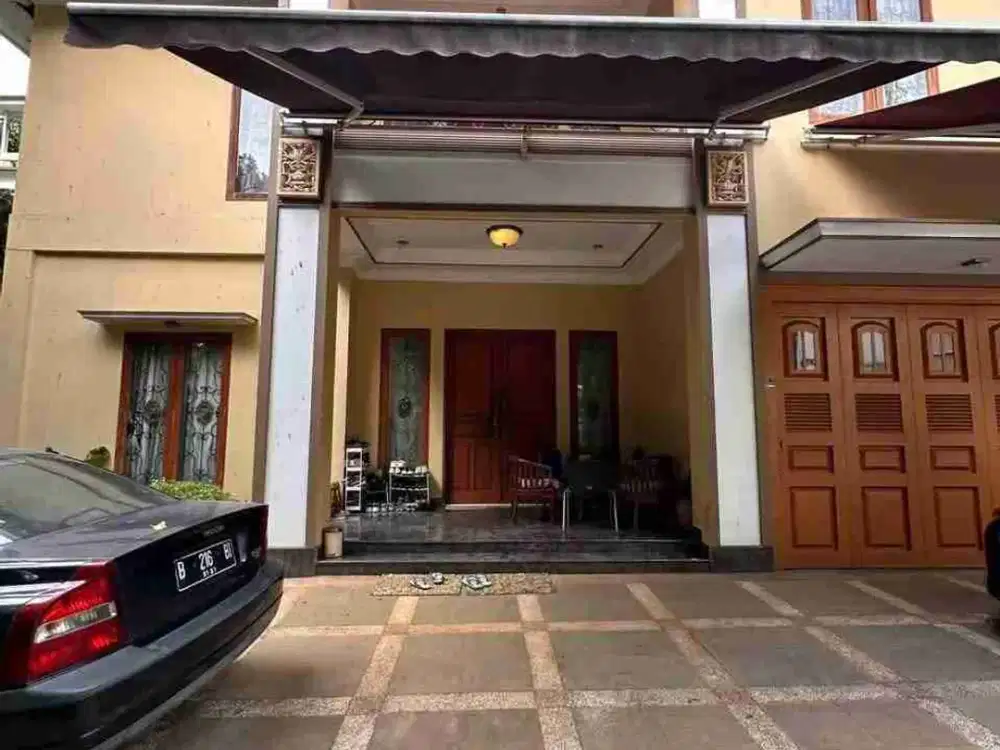 Jual Rumah di Pegangsaan Menteng Siap Huni Luas tanah 650 m2