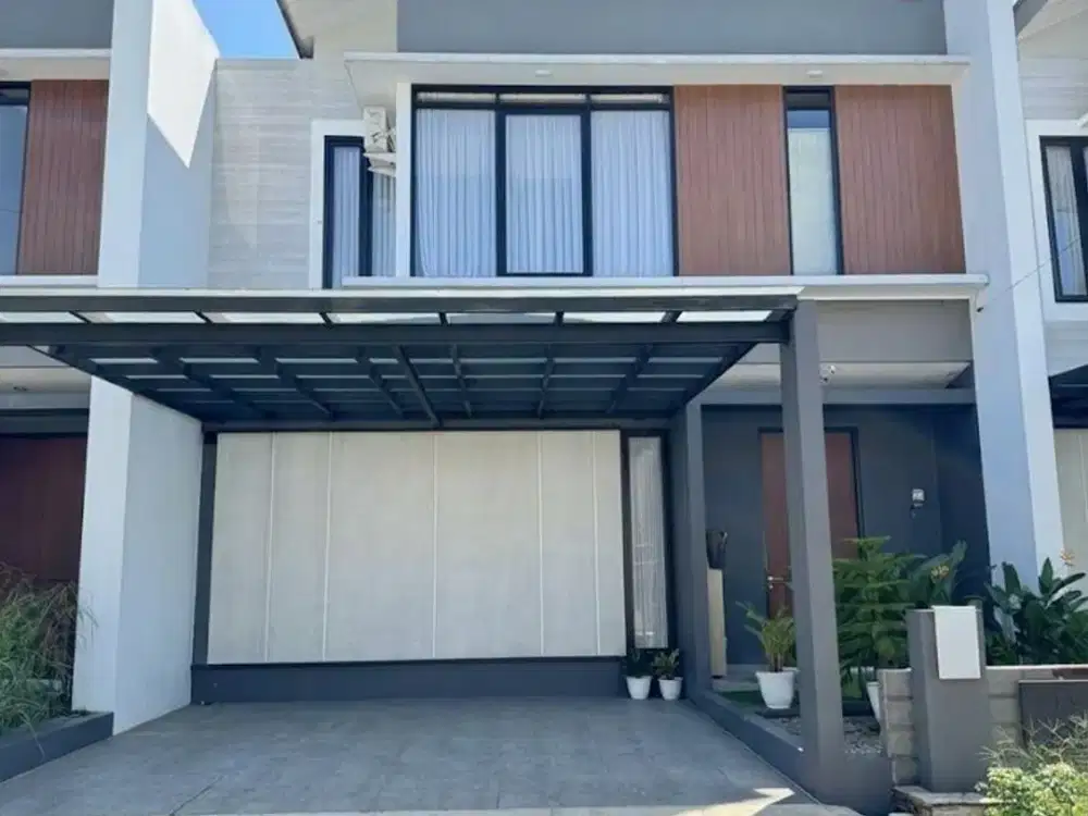 TERMURAH DISEWAKAN CEPAT RUMAH 2 LANTAI SIAP HUNI LOKASI DI GRAND SHARON BANDUNG