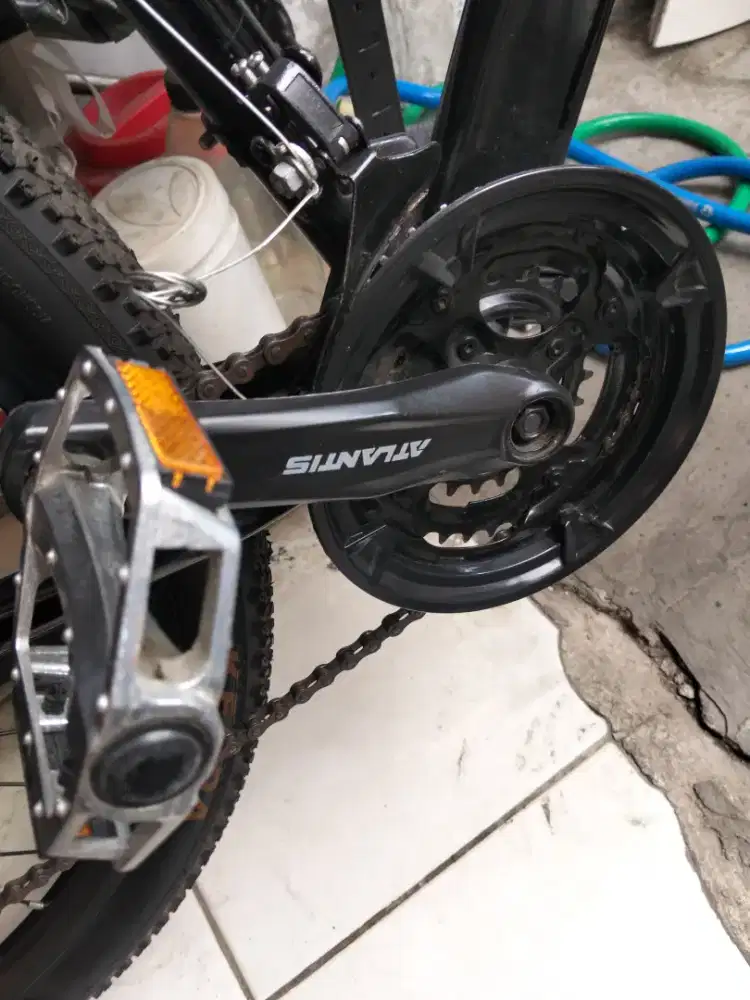 Sepeda MTB Hitam