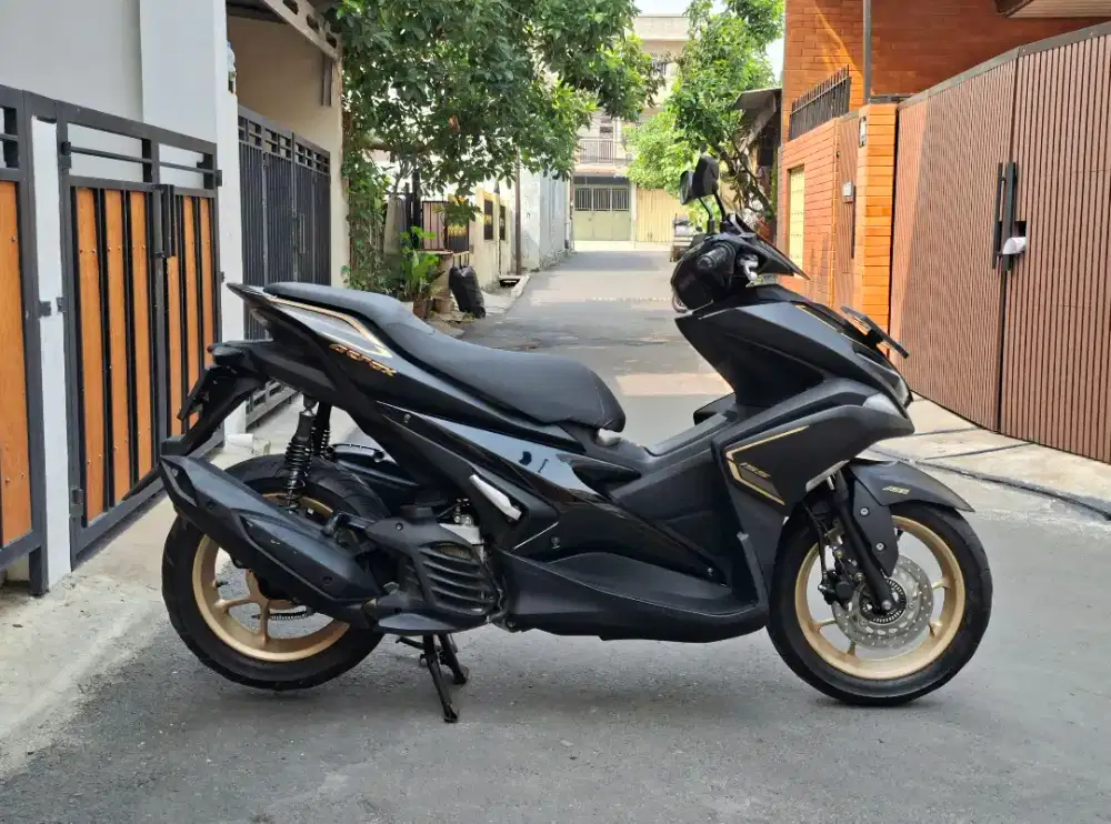 Yamaha Aerox S ABS Keyless MULUSSS Pajak Hidup Panjang