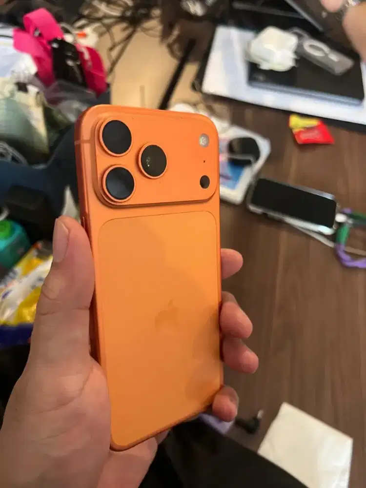 Iphone 17 pro 256 Orange