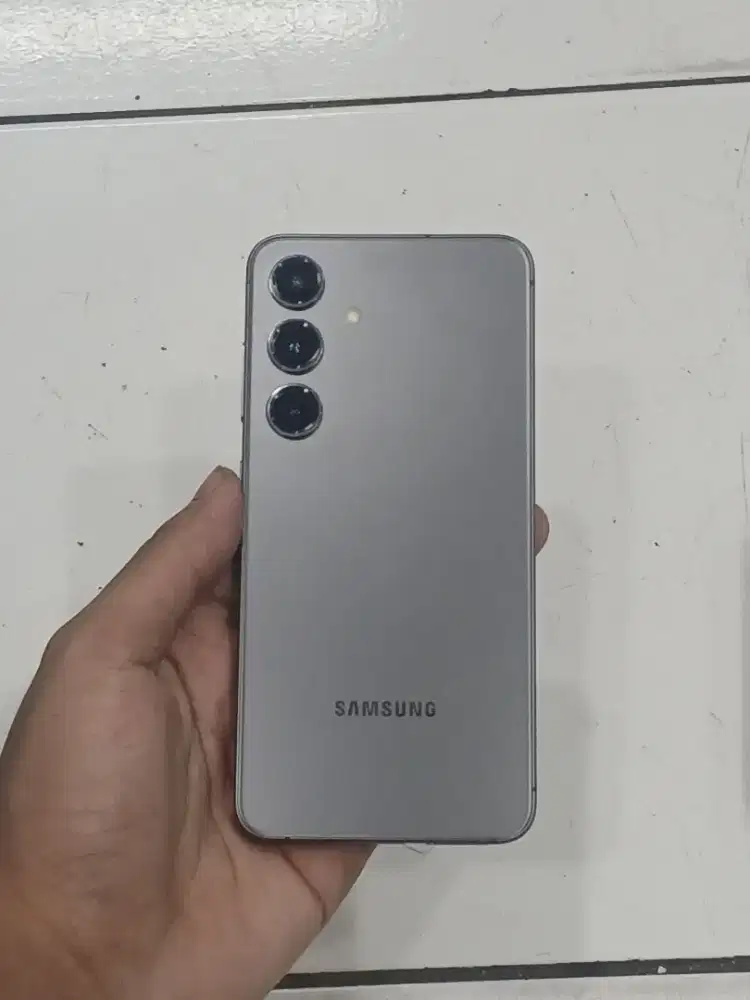 samsung 24basic 8/256gb resmi sein