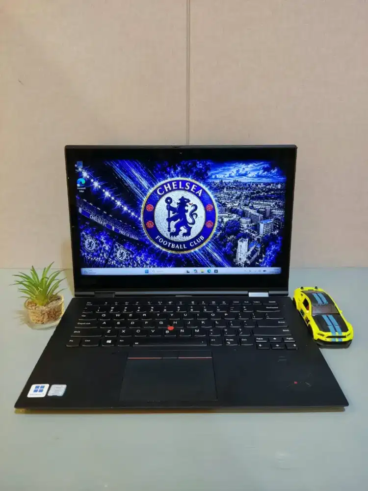 Laptop Lenovo Thinkpad Yoga X1 TOUCSCREEN RAM 16Gb Core i7 SSD SLIM