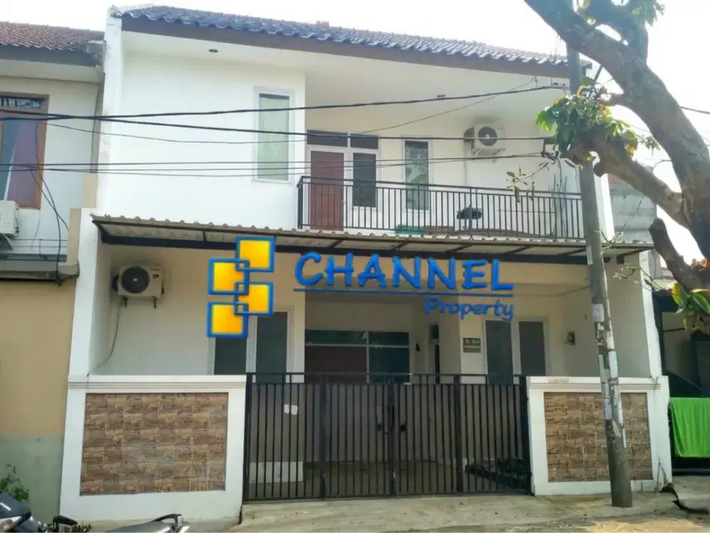 Jual Rumah 2 Lantai Siap Huni Dekat Pusat Perbelanjaan Bambu Apus Pamulang, Fl