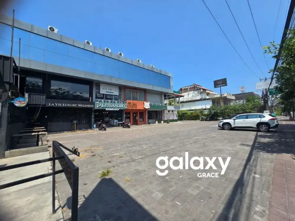 Disewakan Ruko 2 lantai ( Ex Resto ) Strategis area Premium di sunset road