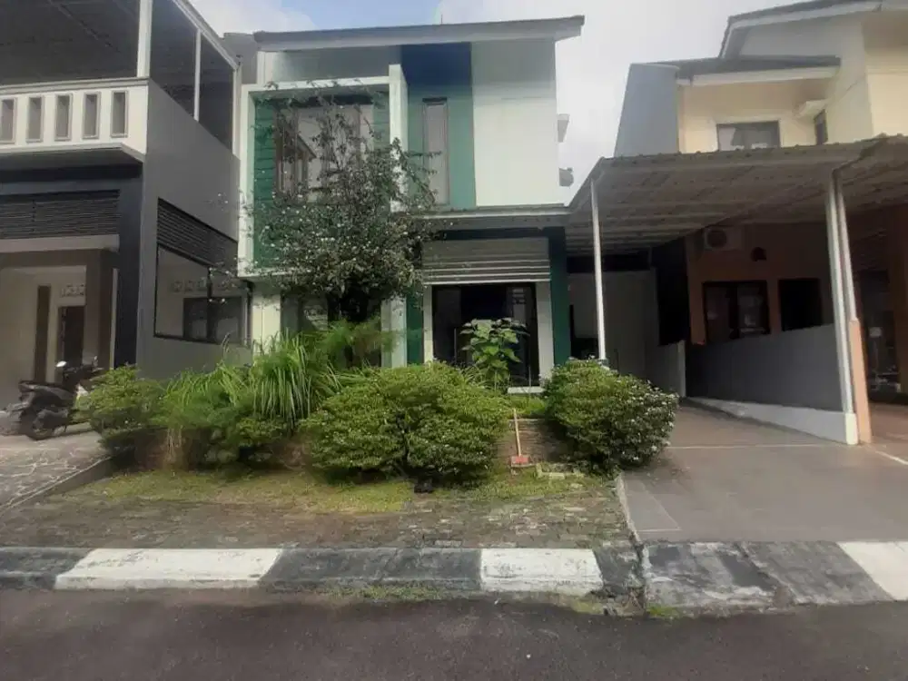 Rumah Dengan 4 kmr tidur dan luas