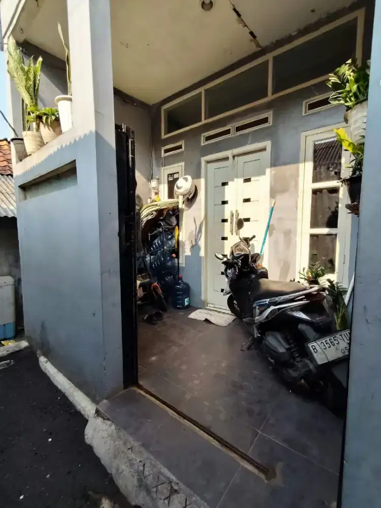 Rumah strategis BS buat investasi kontrakan/kosan