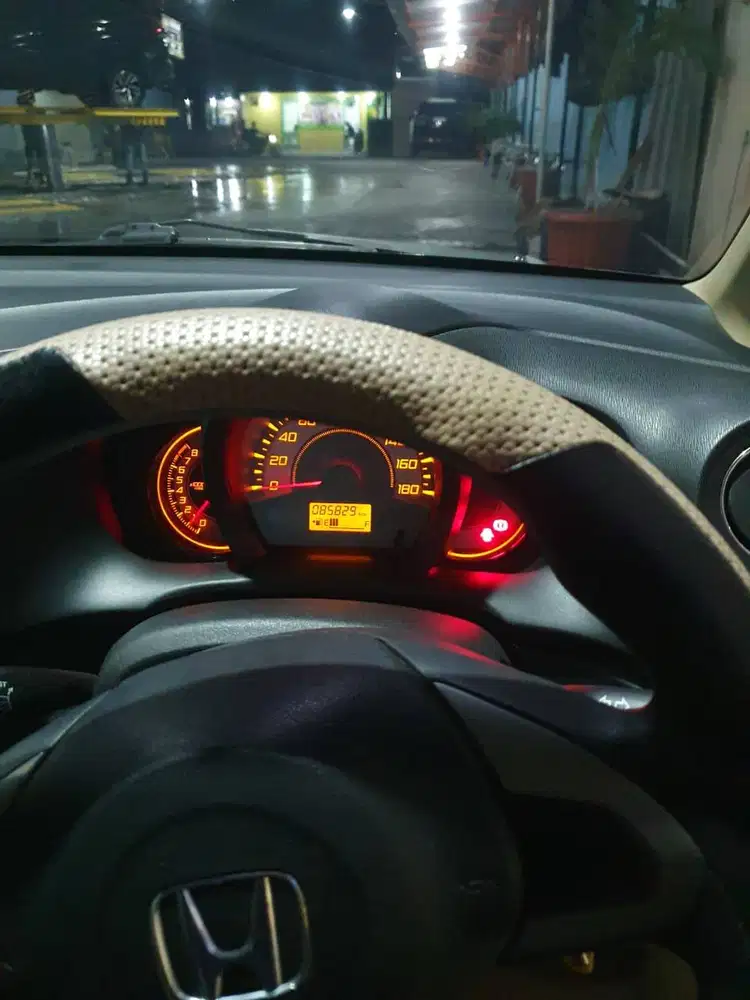 Dijual cepat Brio 2015 manual