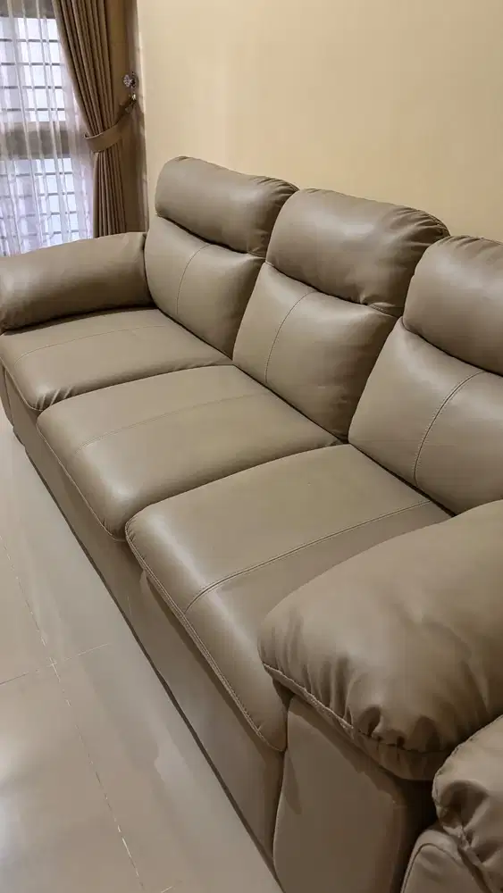 Sofa Preloved Very Good Condition