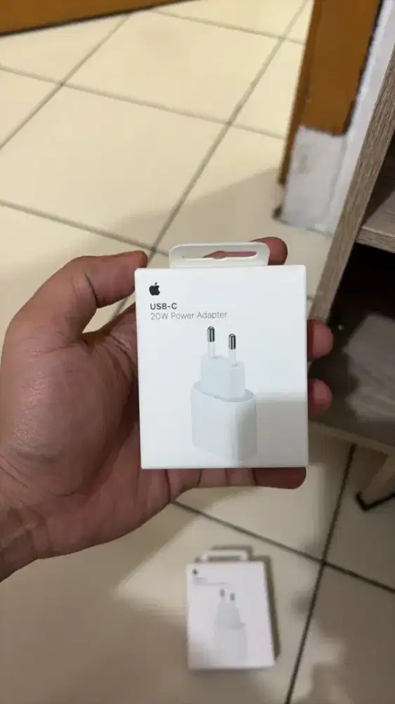 Adaptor iphone usb-c  20 w apple original