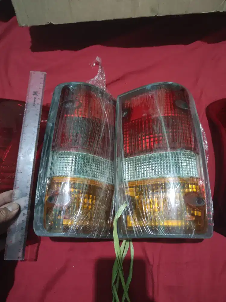 Lampu toyota kijang lama 1987-1996 lampu kijang Grand orisinil Koito