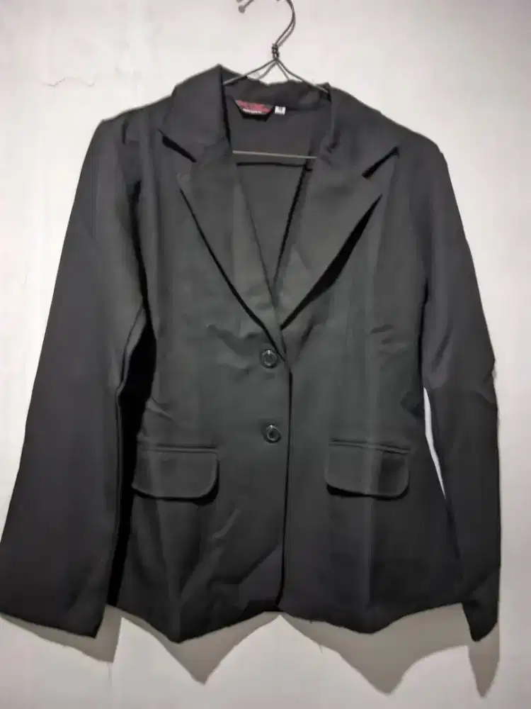 Blazer masih bagus sekali pake aja