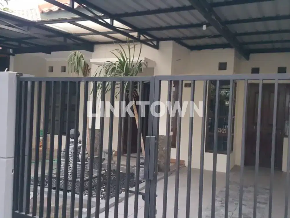 Rumah Strategis Bebas Banjir di Puri Surya Jaya Dekat Akses Tol