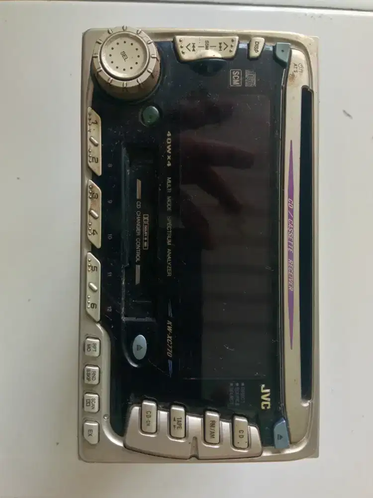 Head unit merek JVC