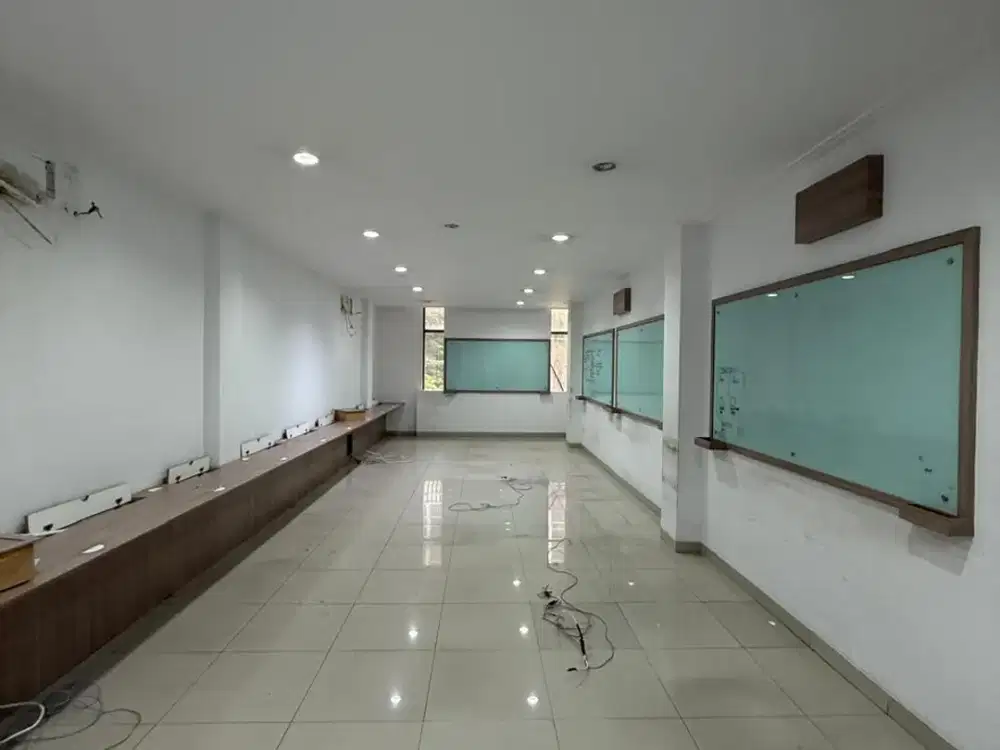 Dijual Ruko Sedayu Business Park Taman Palem, LT 90m², LB 315m², 4 Lantai, HGB, Depan Mall Green Sedayu, Rp 7.5 M