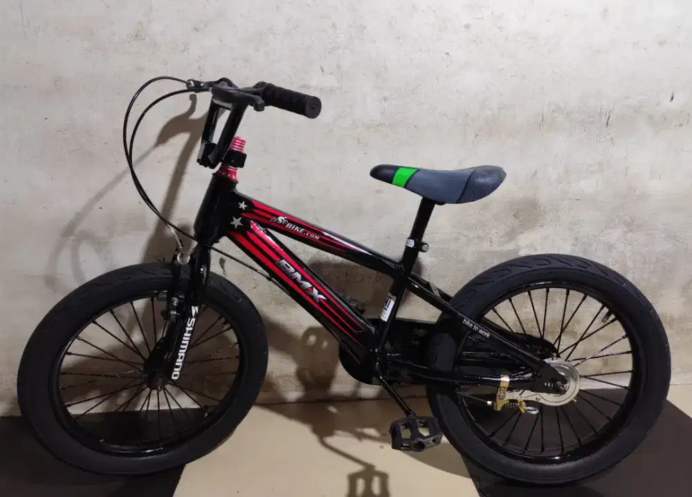 Sepeda bmx ukuran 18 siap pakai