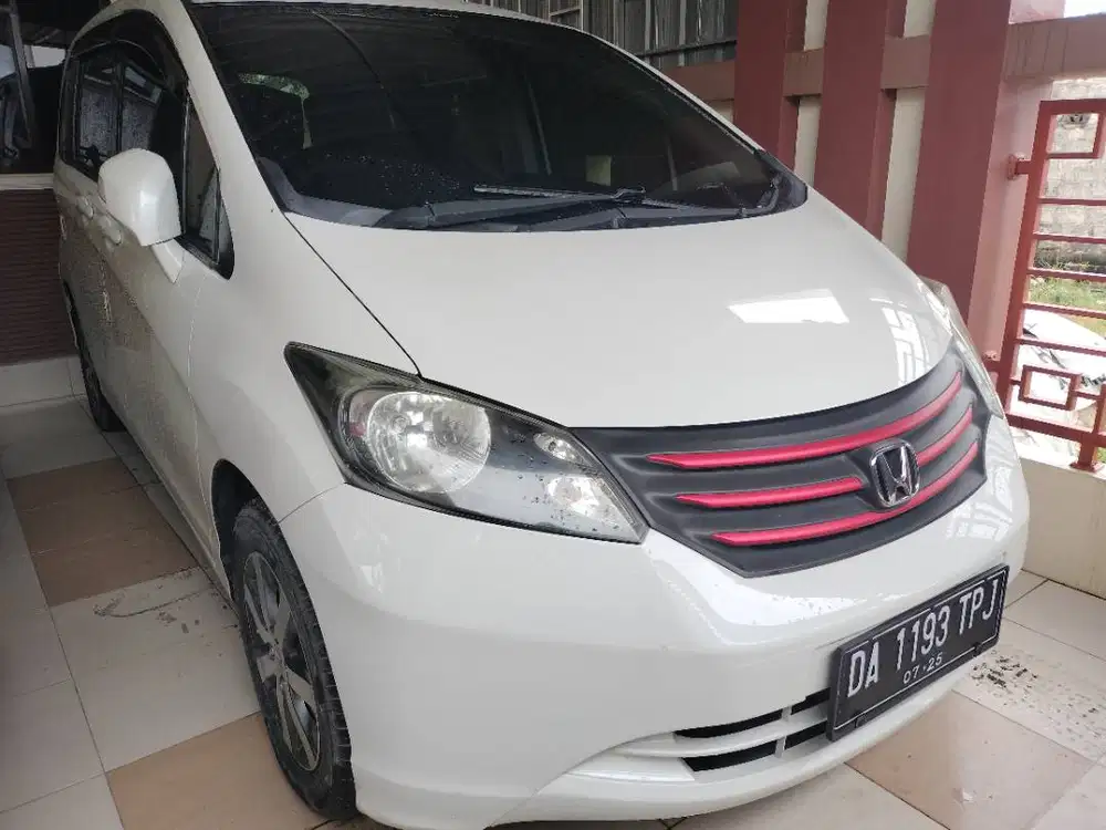 Dijual mobil Honda Freed pajak s.d 2027