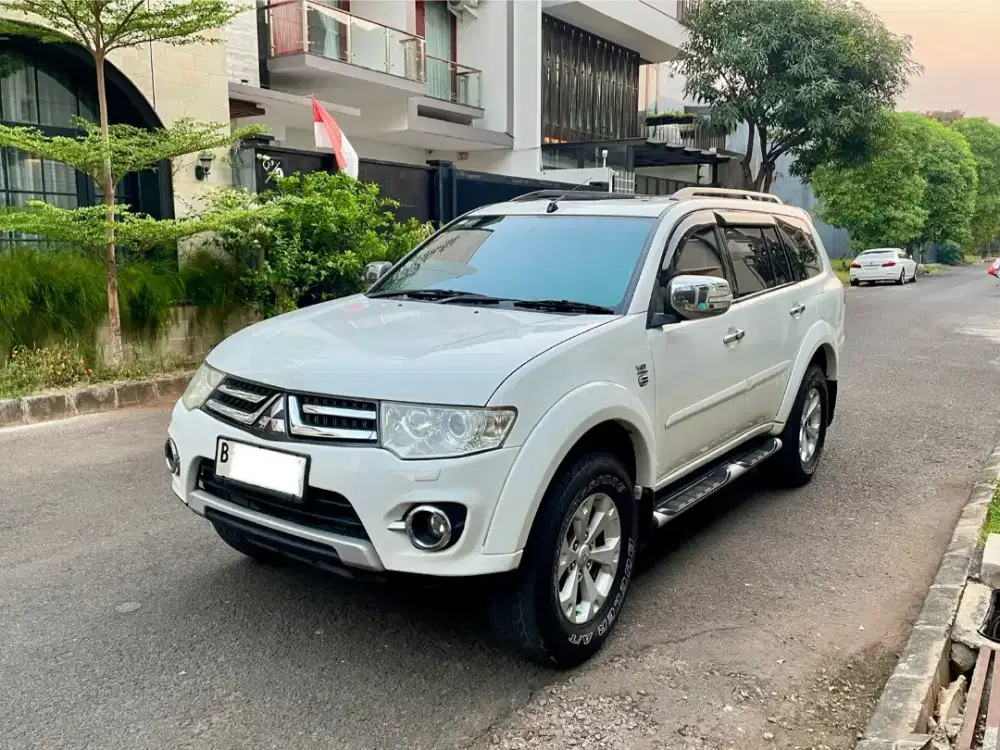 Jual cepat Mitsubishi Pajero Sport Dakar 4x2 VGT 2014 Pajak 2027 NegO