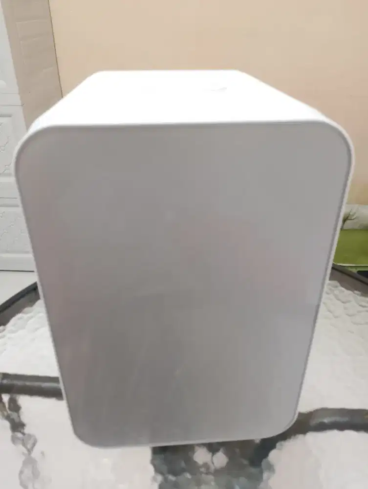 Mini fridge serbaguna