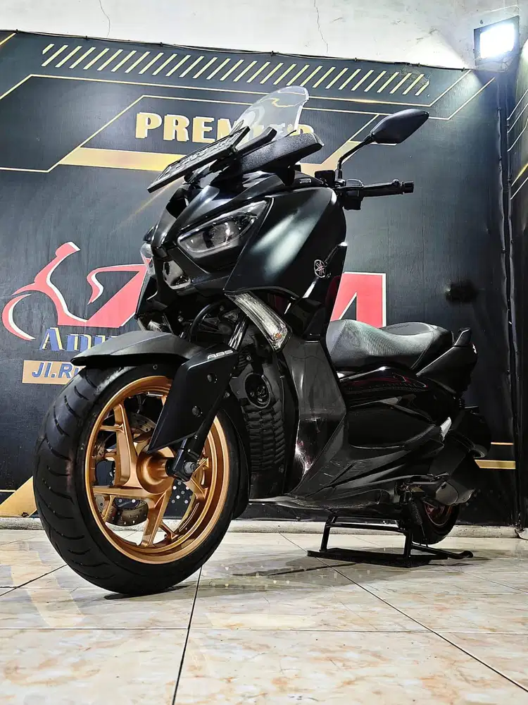 Yamaha XMAX 250cc abs black matte keren th 2022. Anugerah motor